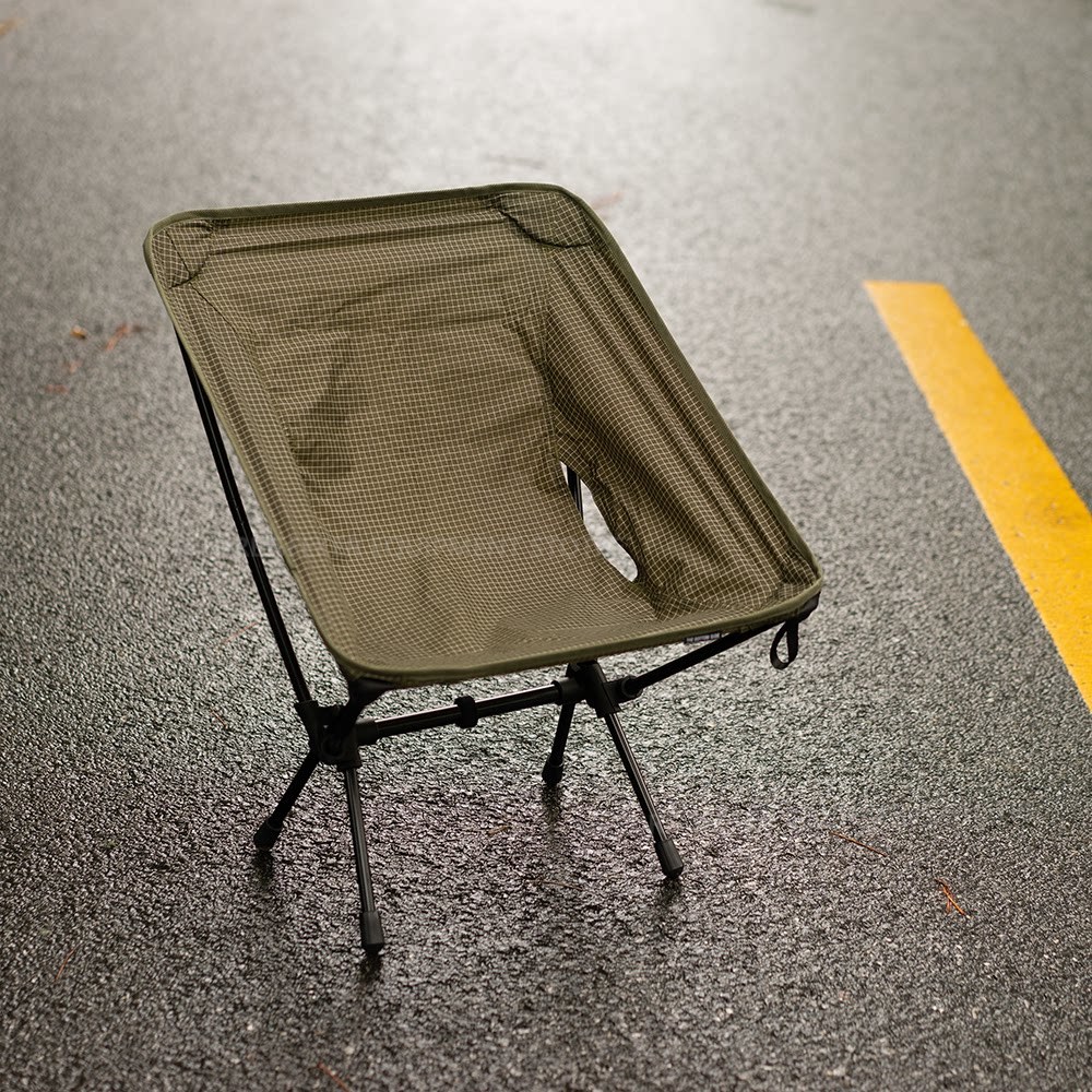 650 グラム超軽量折りたたみキャンプチェア XGrip U - Outdoor Camping Table And Chairs のレビューと価格